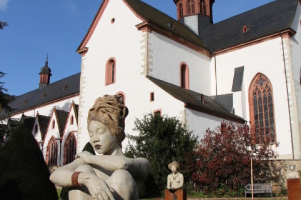 Kunstmarkt Fine Arts in Kloster Eberbach